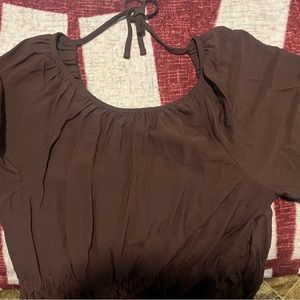 Cropped brown blouse
